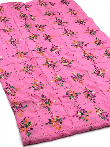 Swiss Lawn Chadar
Traditional Multani Hand Made Chadar with Mirror Work and Tarkashi