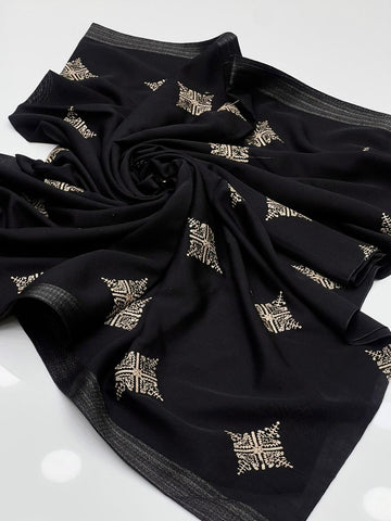 Swiss Lawn Fabric
Machine Embroidery With Sequence and Jacquard Border chadar