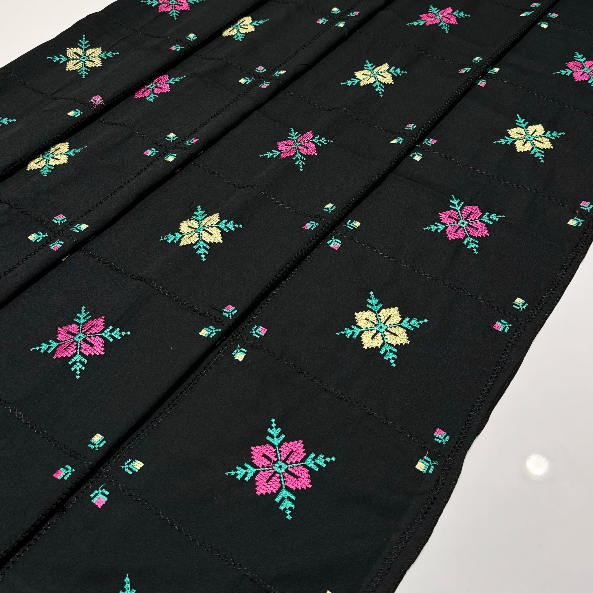 Swiss Lawn Chadar