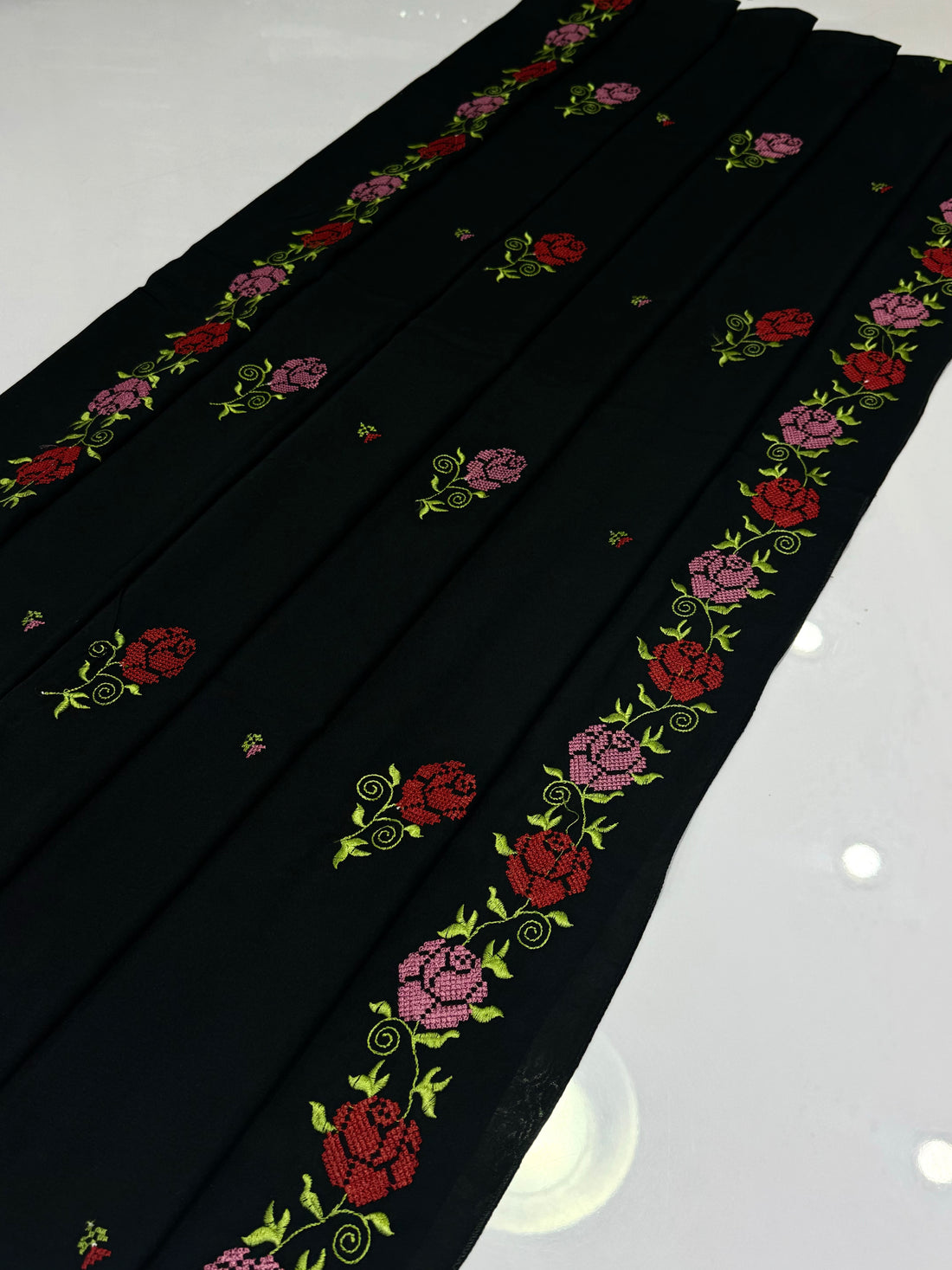 Swiss Lawn Chadar