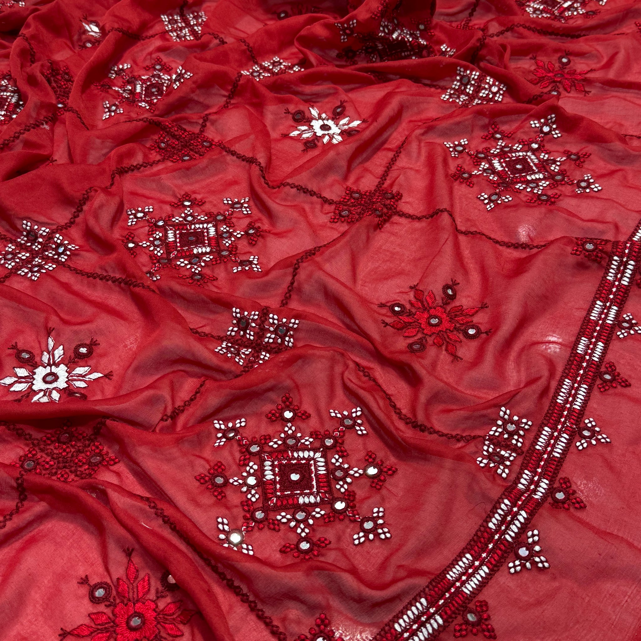 Taj Swiss Lawn
