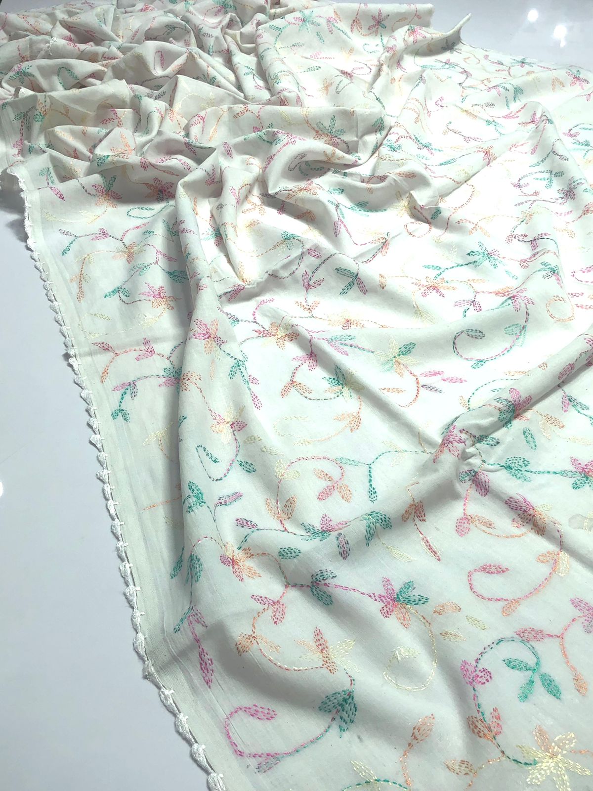 Ladies Pure Lawn Chadar