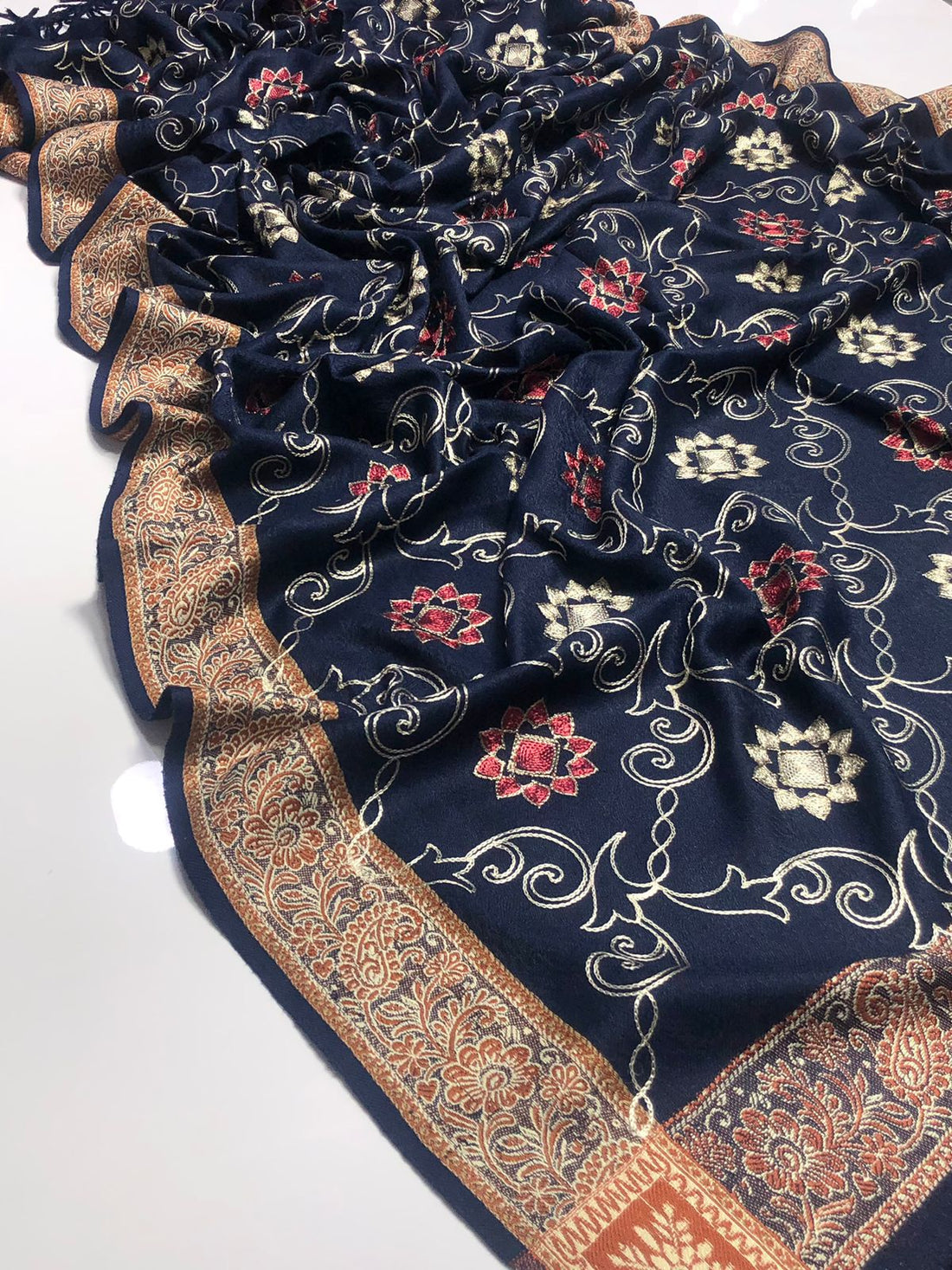 Ladies Diamond Pashmina Shawl