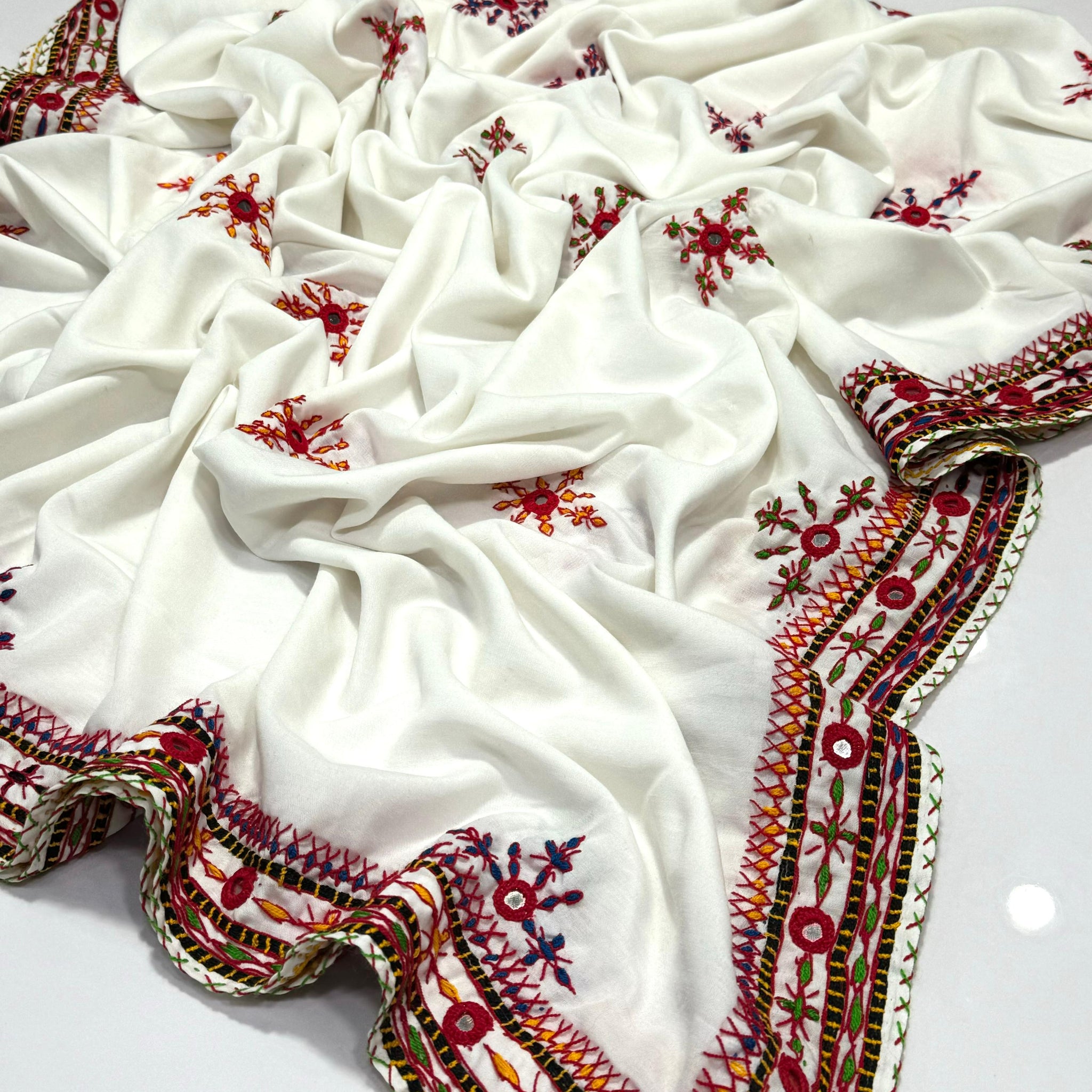 Swiss Lawn Chadar