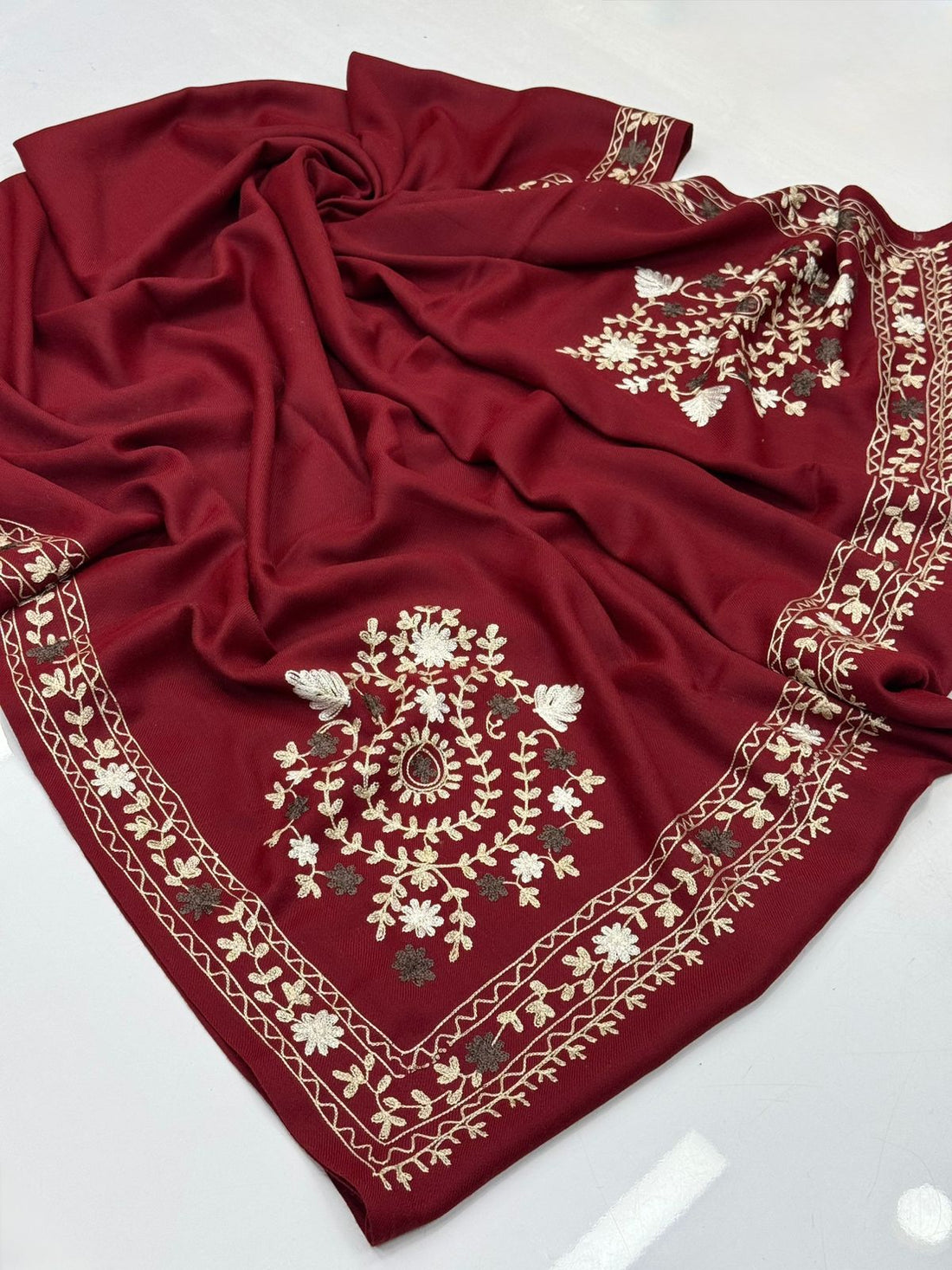Pashmina Shawl
Machine Made Kashmiri Embroidery Shawl