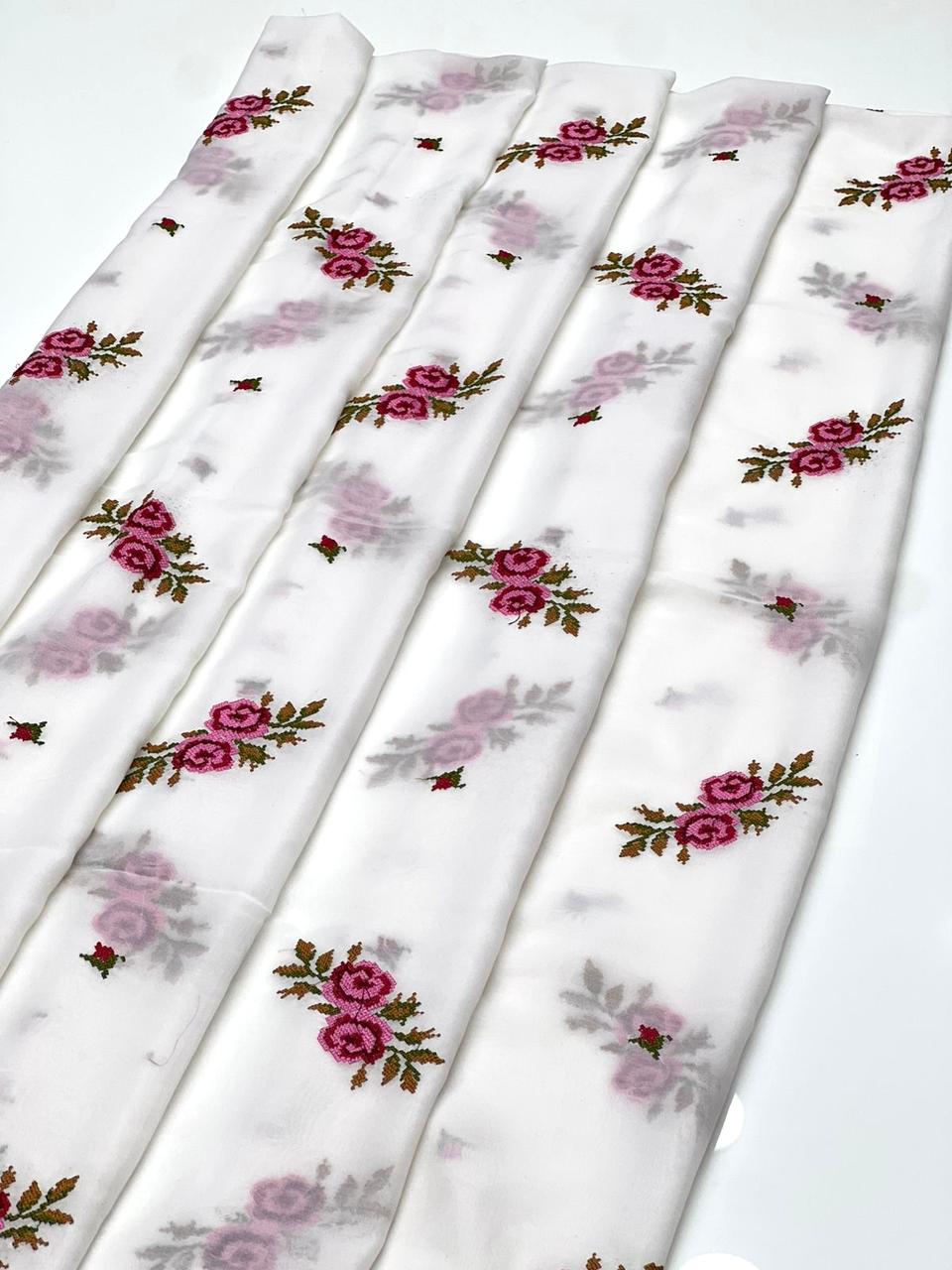 Swiss Lawn Fabric
Machine Cross Stitch Embroidery Chadar