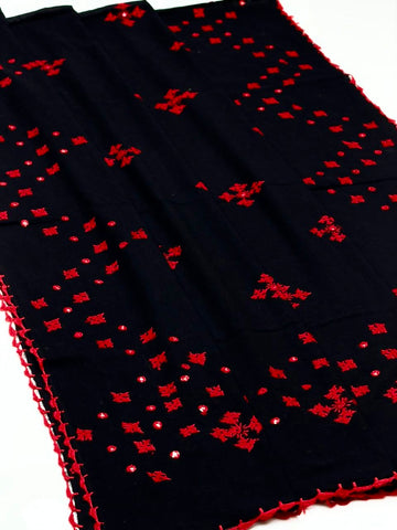 Pure Lawn
Hand Made Sindhi Embroidery With Mirror Chadar