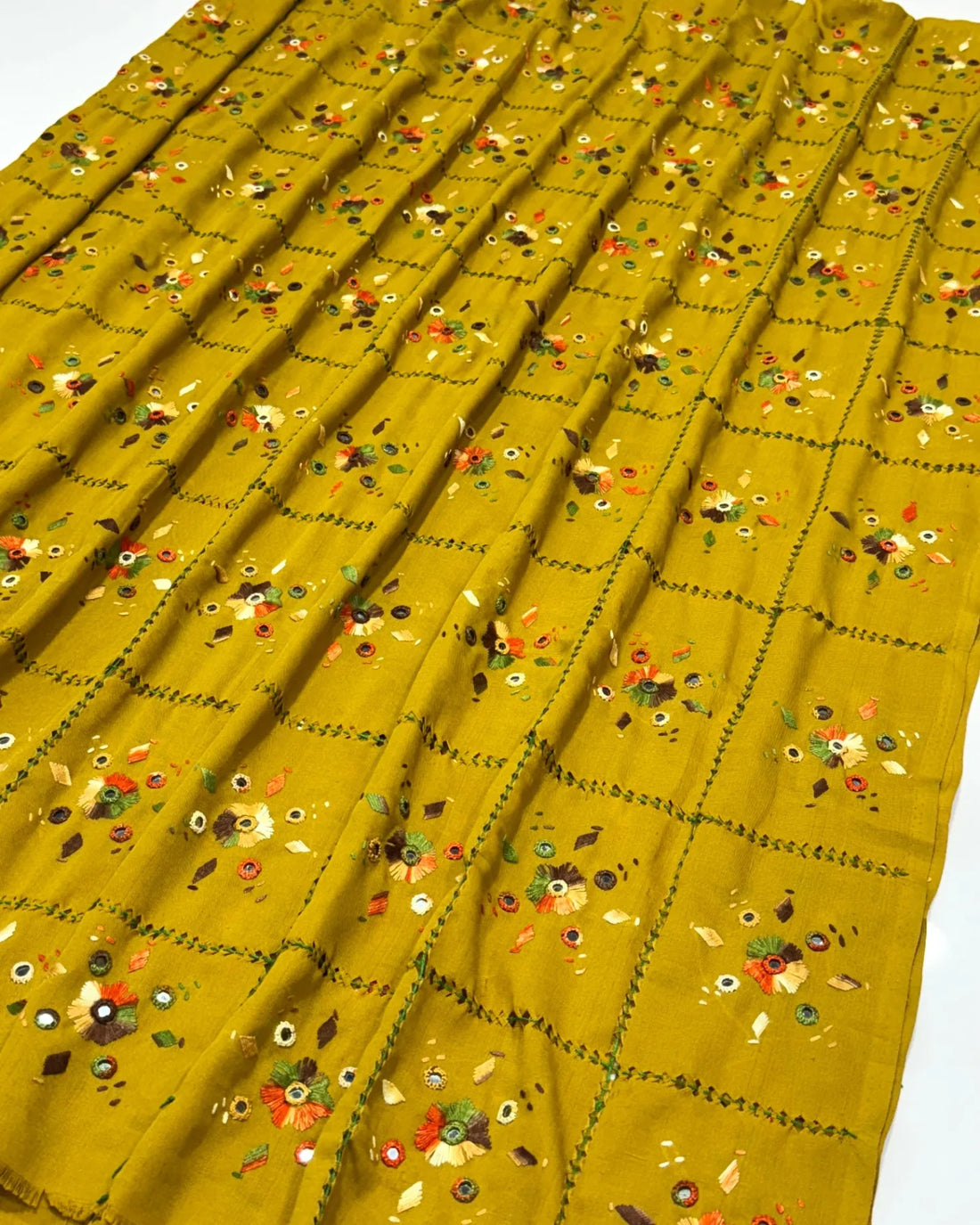 Swiss Lawn Multani Hand Made Chadar