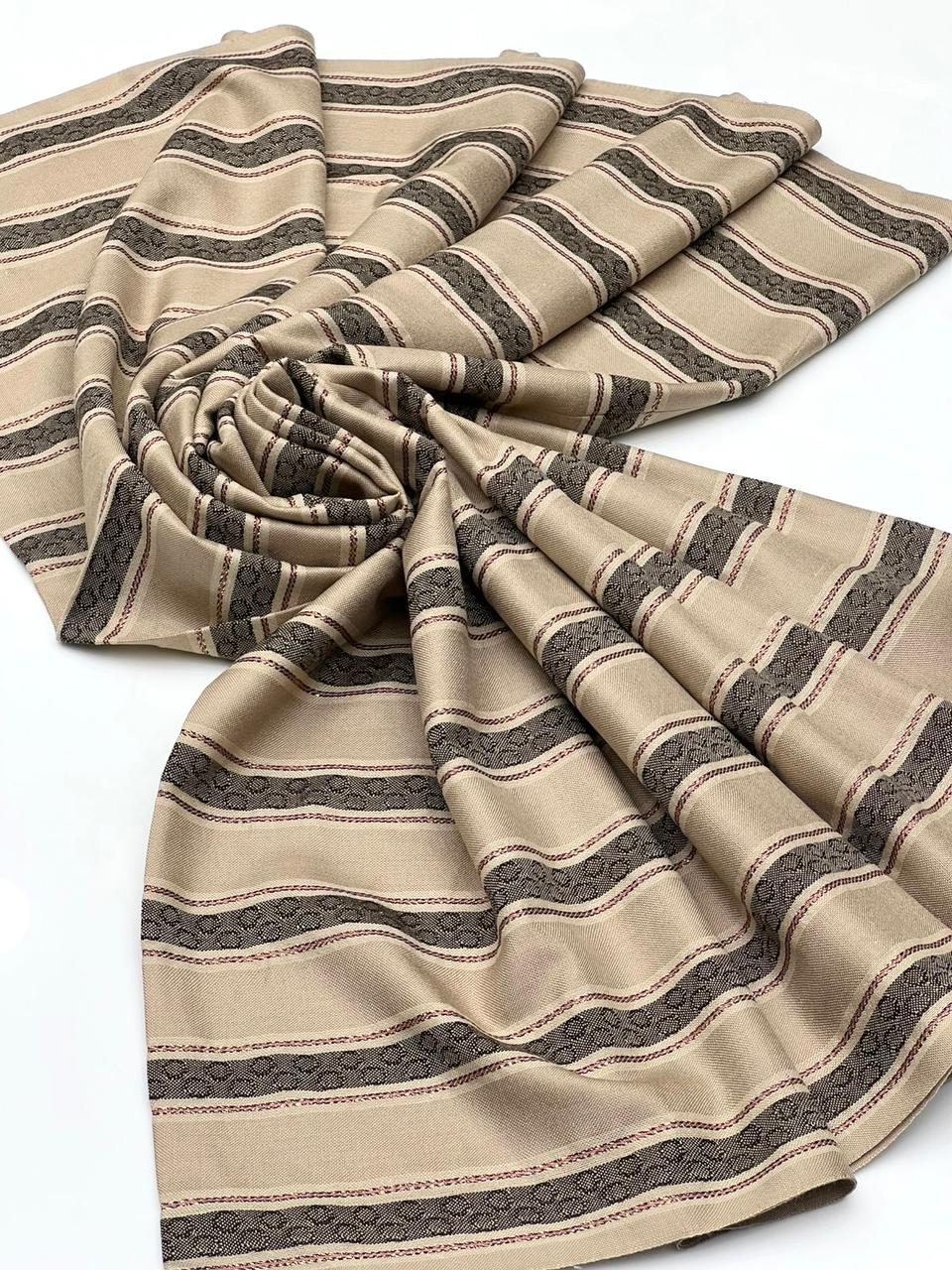 Pashmina Shawl
Elegant And Beautiful Banarsi Shawl