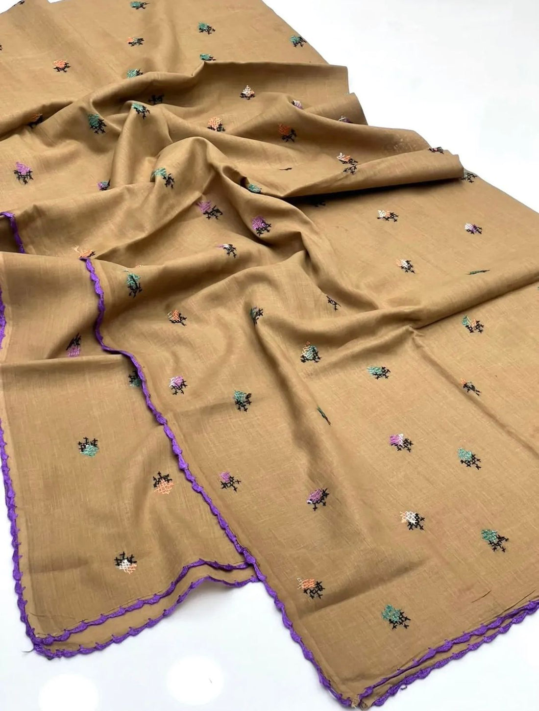 Pure Lawn
Hand Made Multani Embroidery Chadar