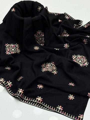 Swiss Lawn
Machine Balochi Embroidery Chadar