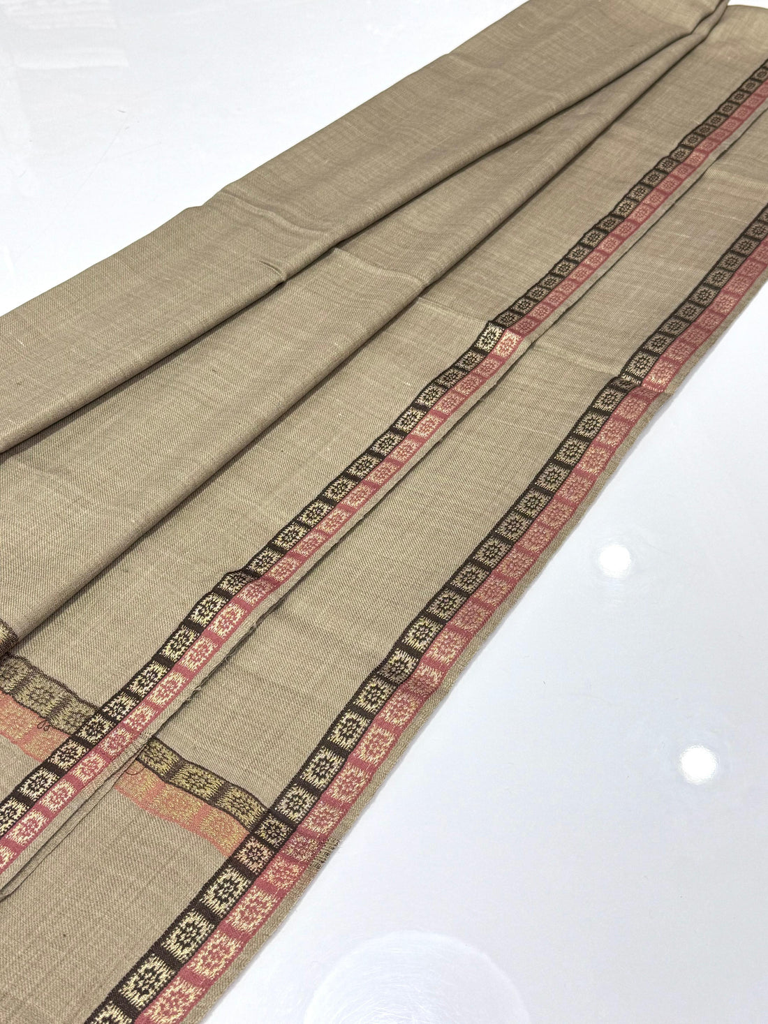 Beautiful Bnarsi Border Pure Pashmina Shawl