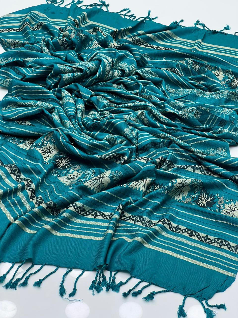 Pashmina Shawl
Banarsi Shawl With Sequence And Velvet Touch