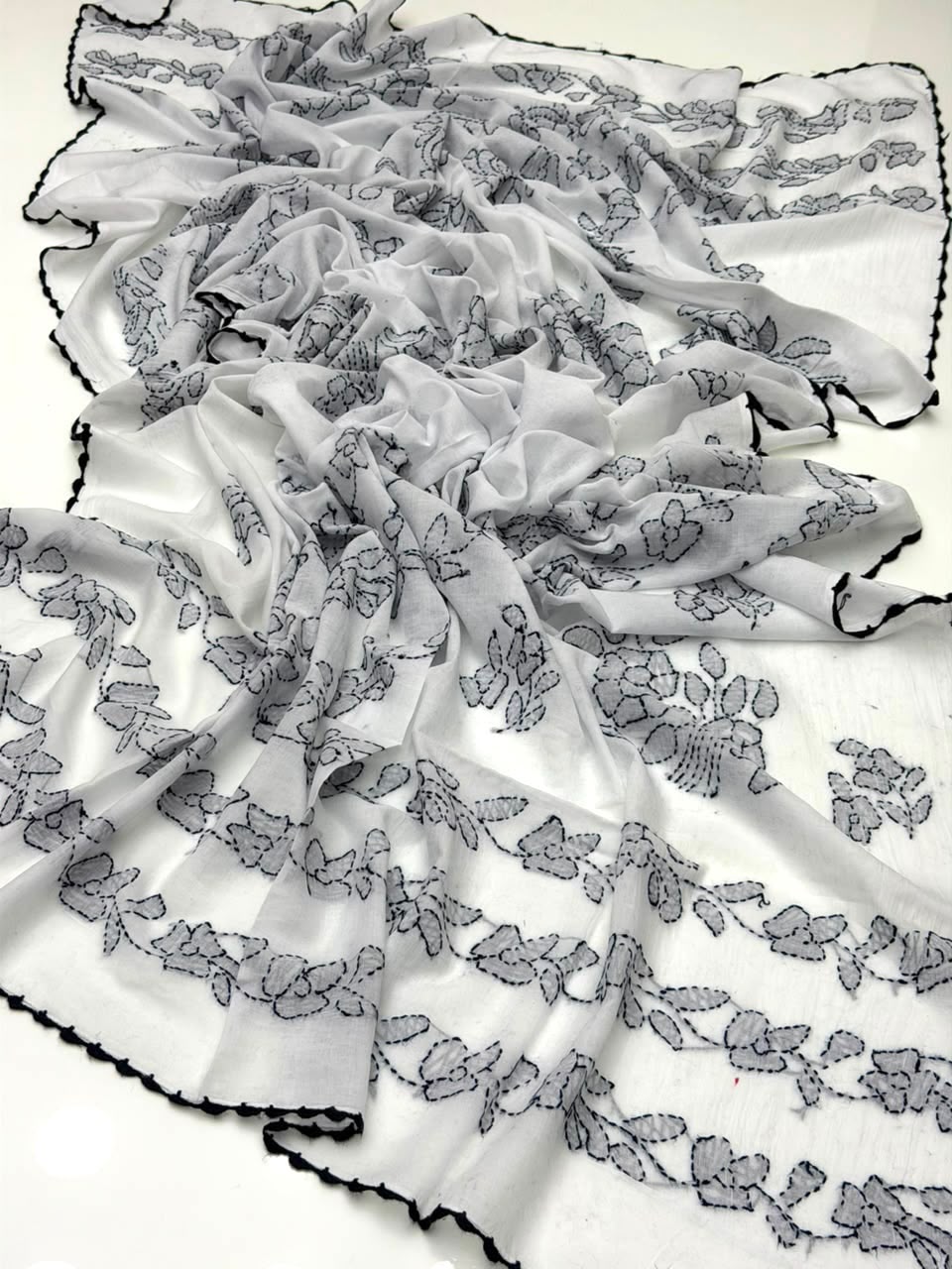 Pure Lawn
Hand Made Multani Embroidery Chadar
