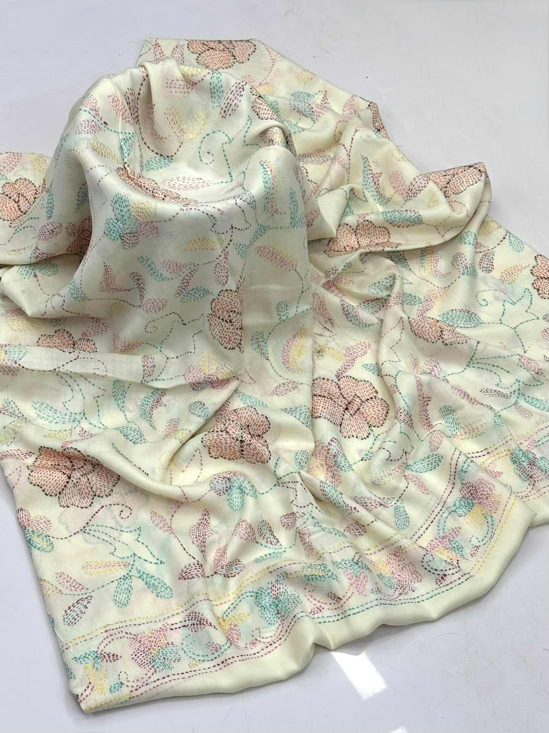 Pashmina Shawl
Hand Made Multani Embroidery