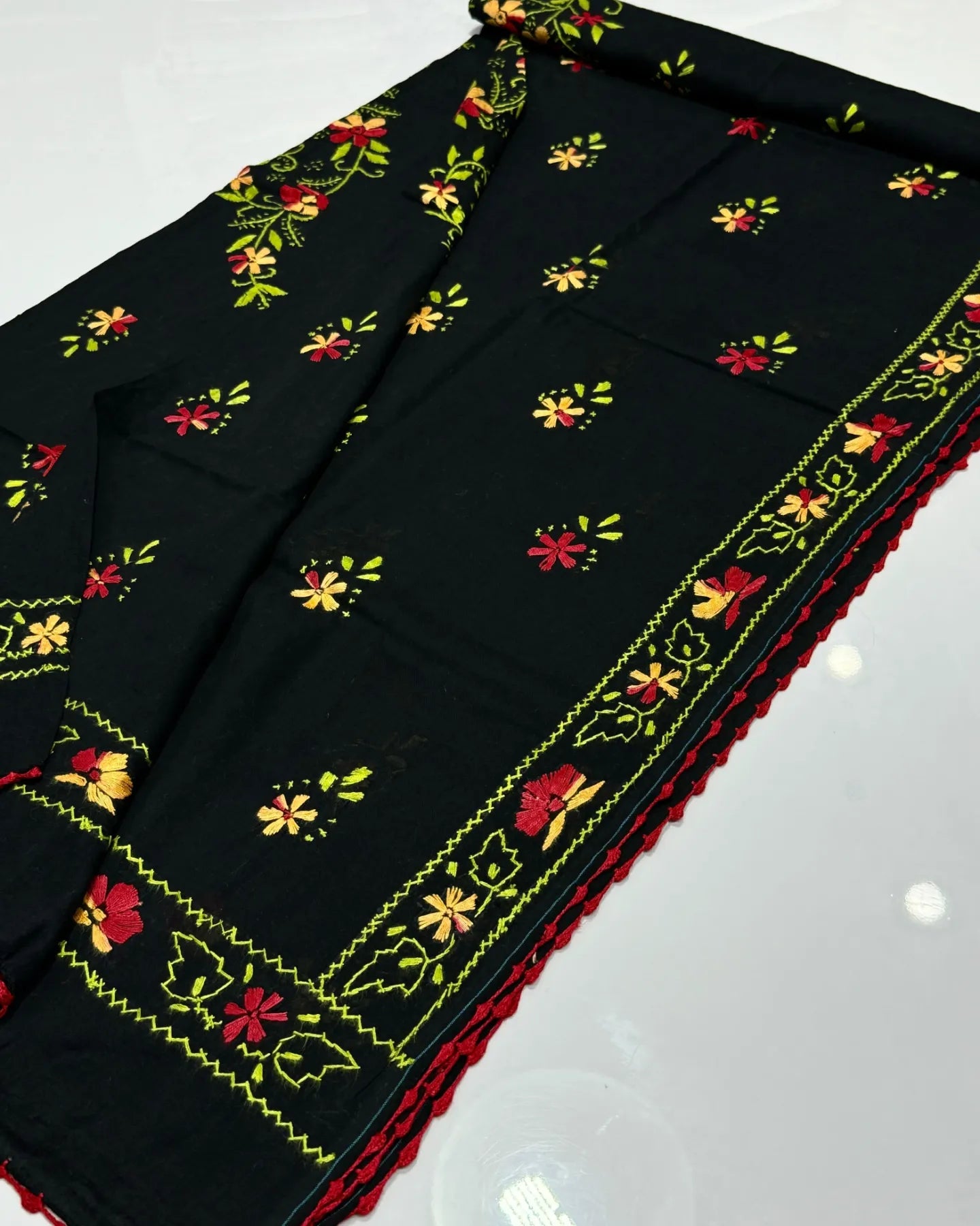 Traditional Multani Embroidered Chadar