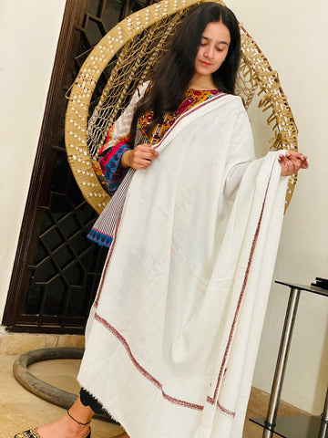 Pashmina Shawl
Hand Made Kashmiri Embroidery