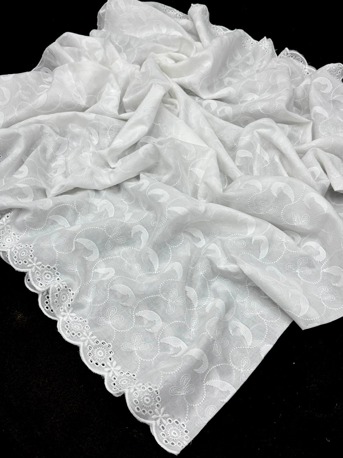 Pure Lawn
Machine ChickenKari Embroidery Chadar