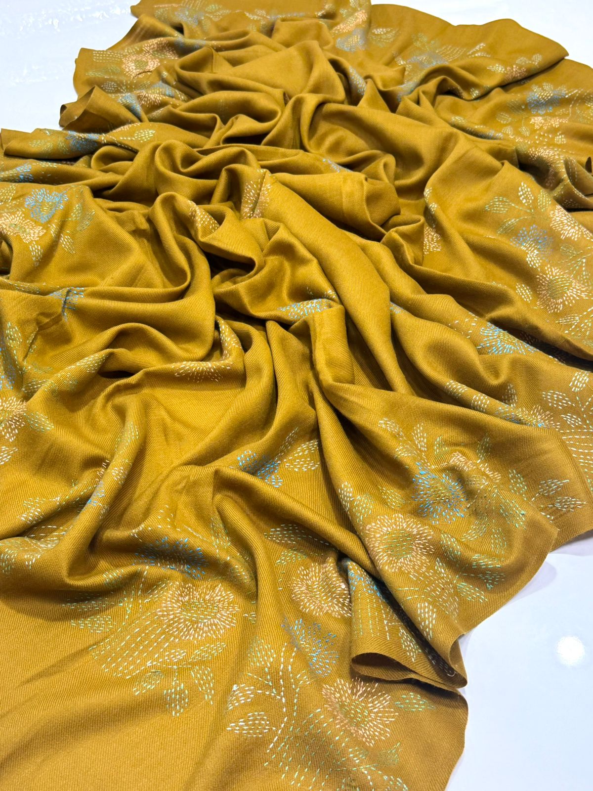 Hand Made Different Styles Pashmina Shawl