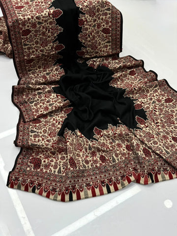 Premium Pashmina Shawl
Elegant And Beautiful Kani Shawl