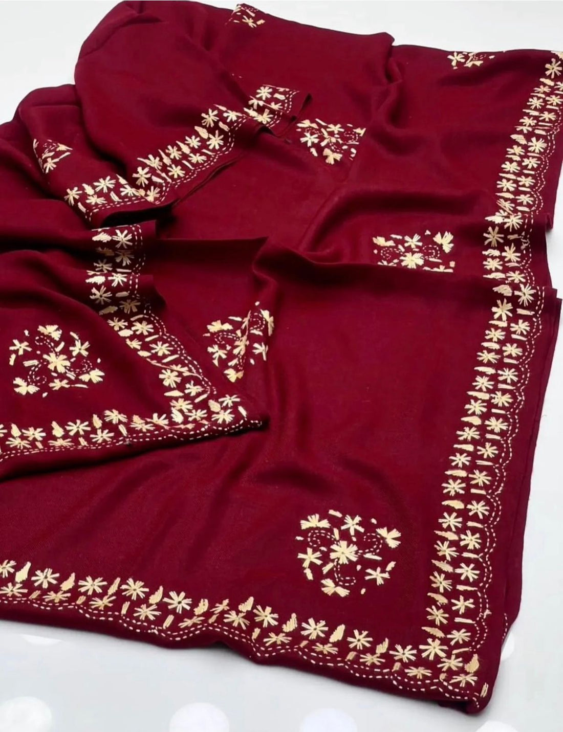 Pashmina
Multani Hand Made Embroidered Shawl