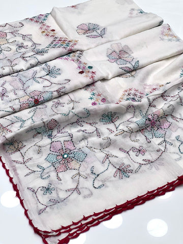 Pure Lawn
Multani Hand Made Embroidered Chadar