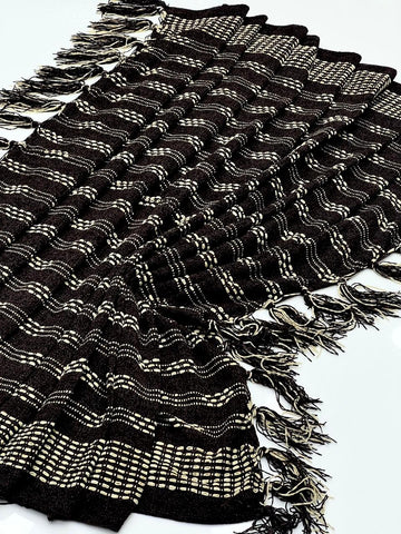 Khaddi Velvet
Beautiful Shawl