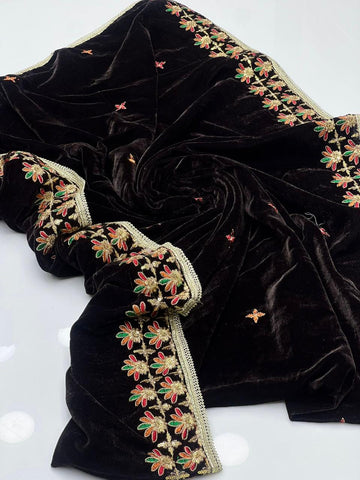 Velvet Shawl
Machine Sequence Embroidered With Tilla Thread