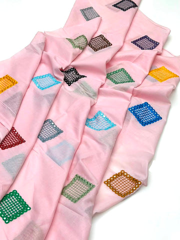 Pure Lawn
Machine Embroidery With Sequence Chadar