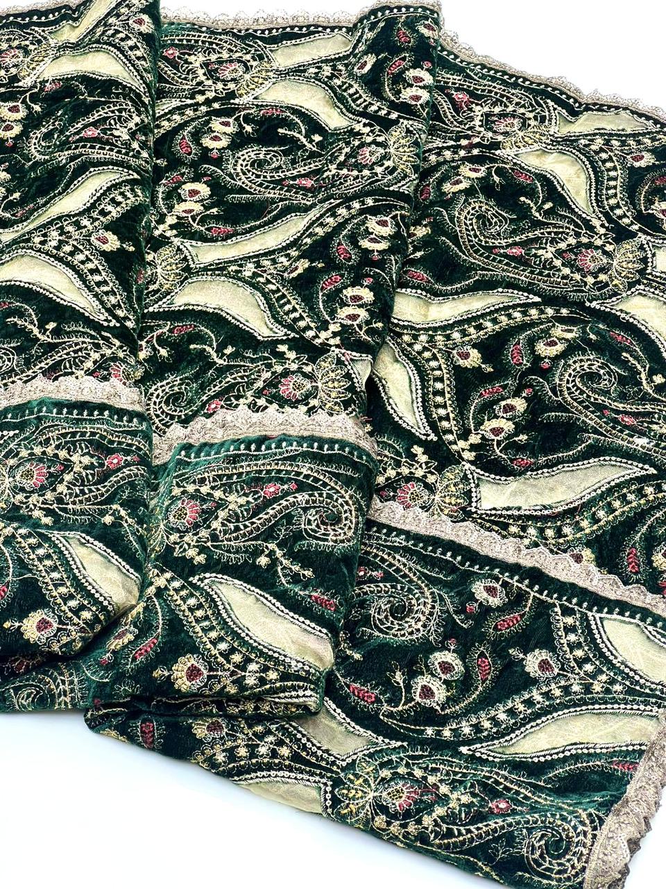 Velvet Shawl
Machine Sequence Embroidery With Tilla Thread Also Laser Cut Cover With Net