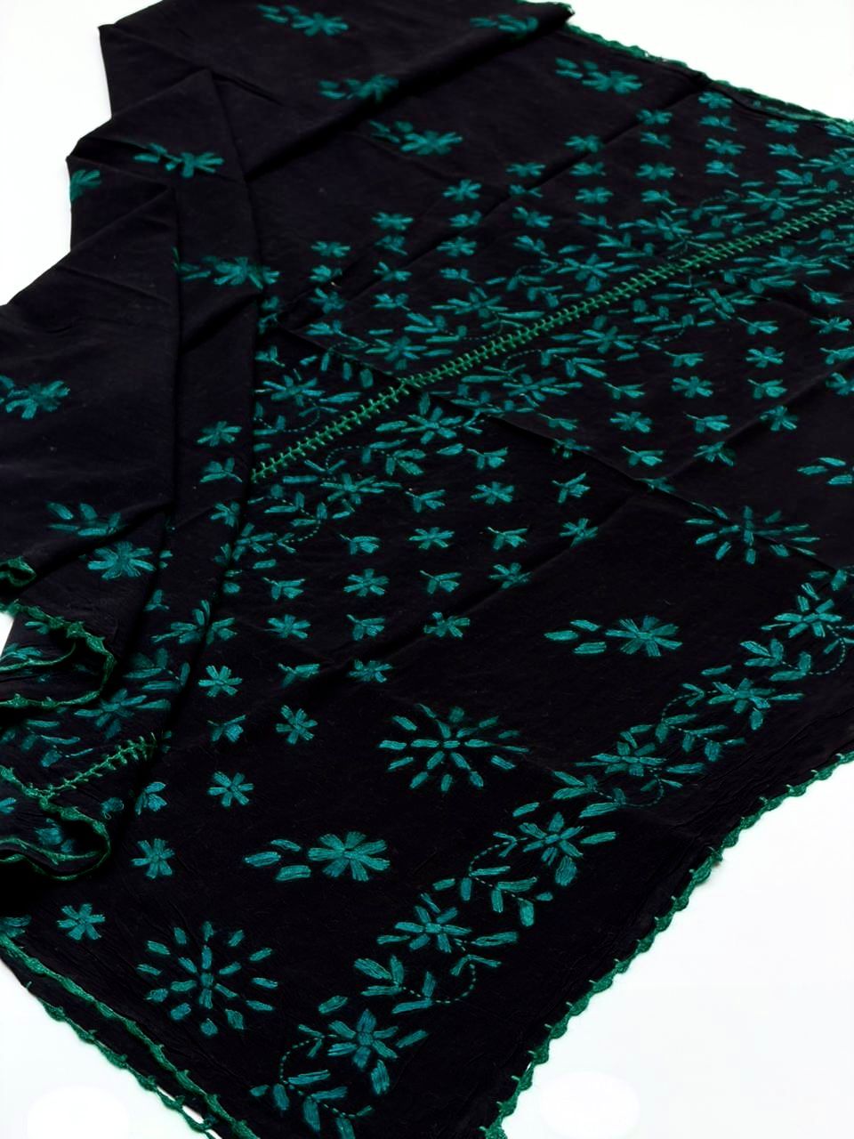 Pure Lawn
Hand Made Multani Embroidery Chadar