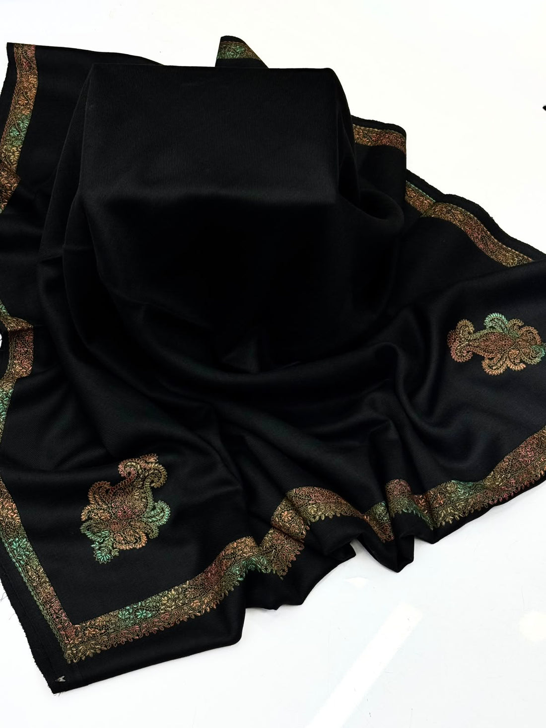 Pashmina Shawl
Hand Made Kashmiri Embroidery With Block Print