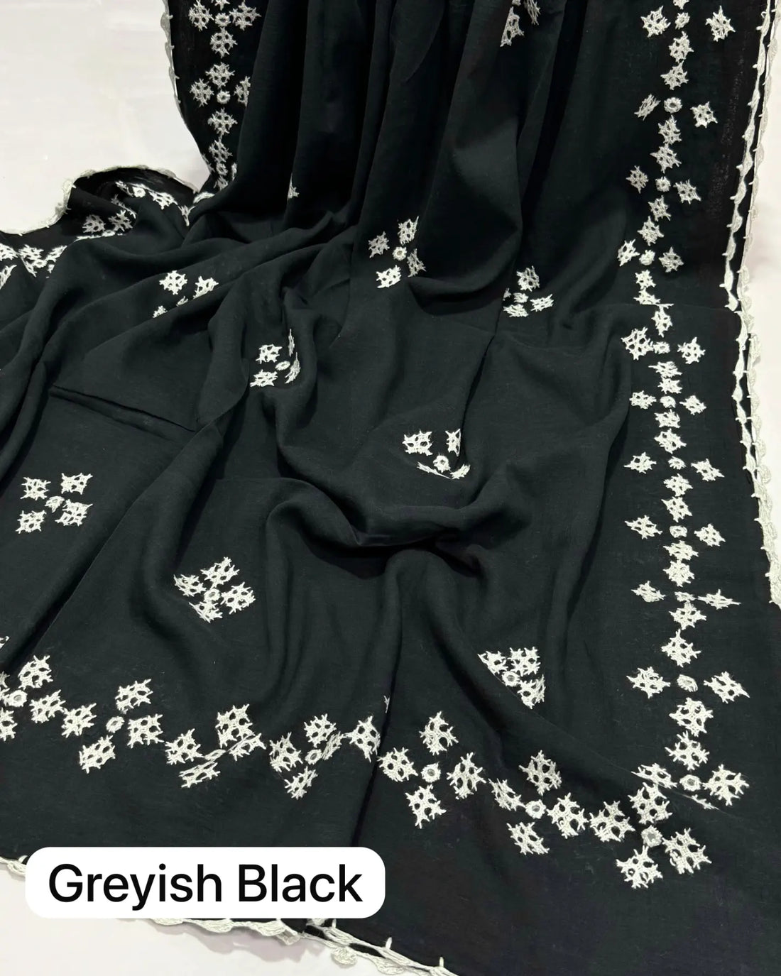 Lawn Sindhi Embroidered Chadar