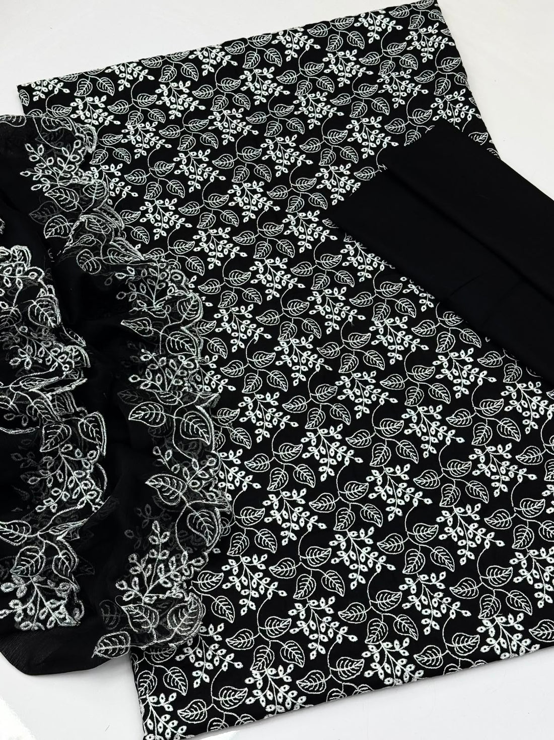 Machine Chicken Kari Embroidery 
3 Piece Dress