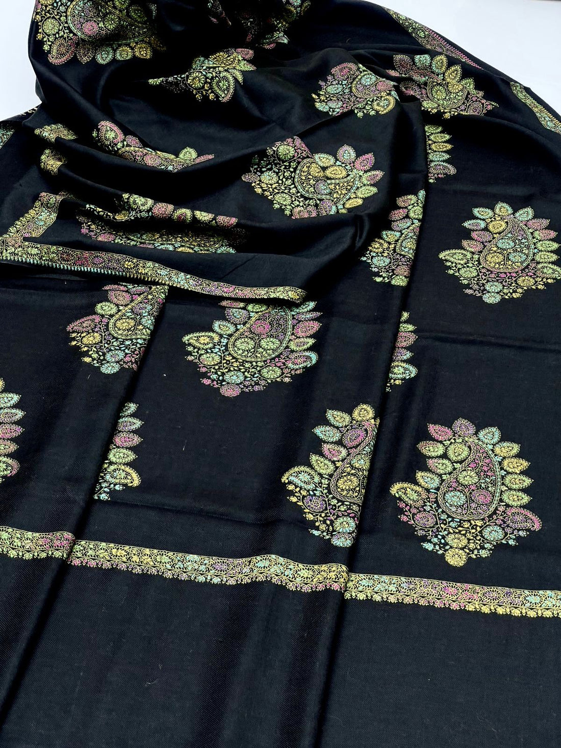 Pashmina Shawl
Hand Made Kashmiri Embroidery With Block Print