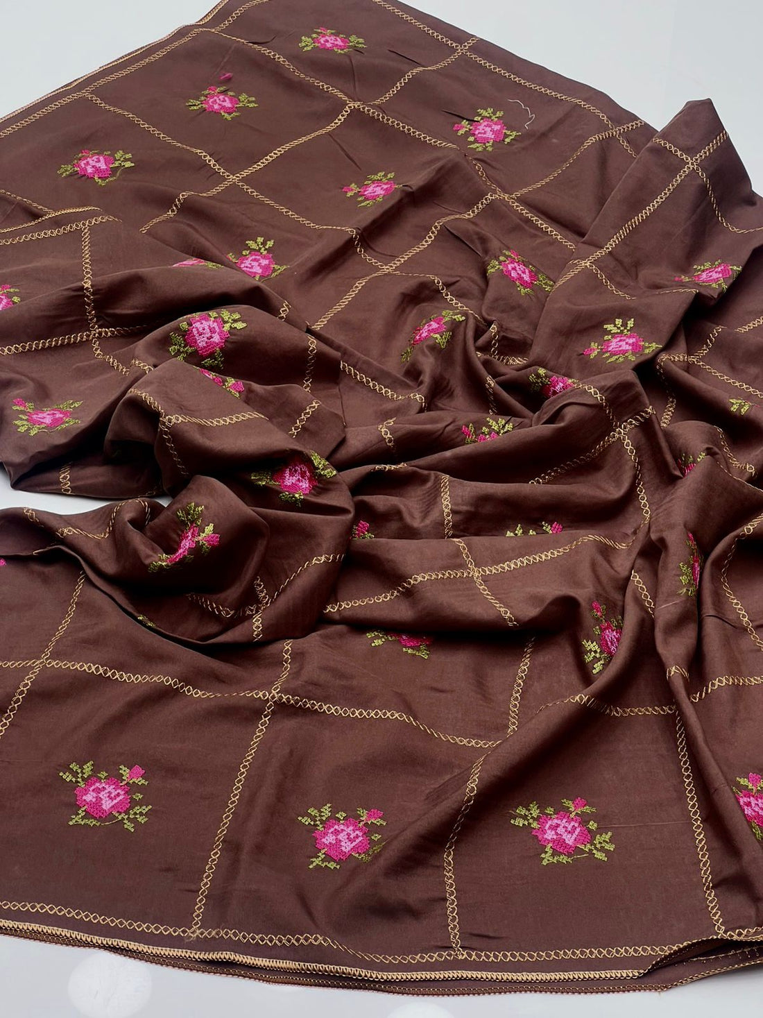 Swiss Lawn Fabric
Beautiful Machine Cross Stitch Embroidery Chadar