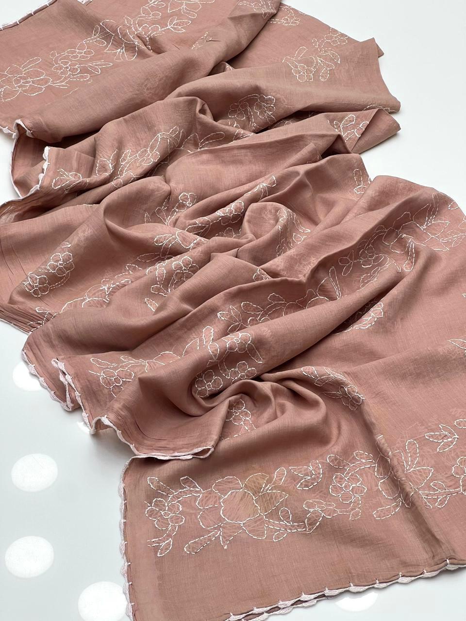 Pure Lawn Fabric
Multani HandMade Embroidery Chadar