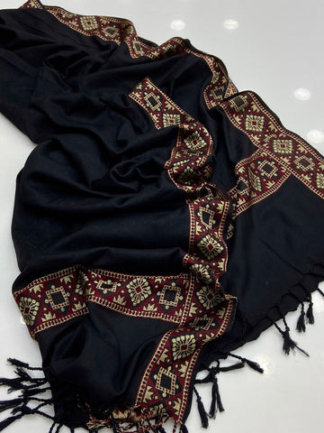Pashmina Shawl
Beautiful Banarsi Shawl