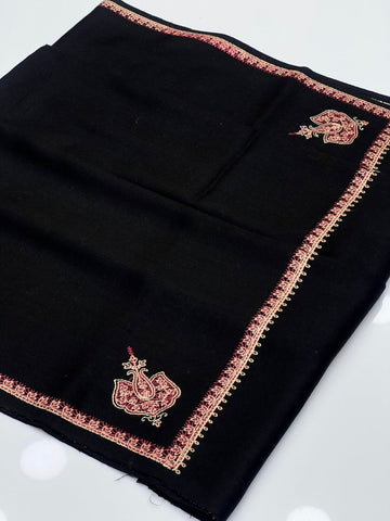 Pashmina 
Machine Made Kashmiri Embroidery Shawl