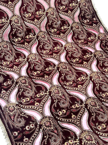 Velvet Shawl
Machine Sequence Embroidery With Tilla Thread Also Laser Cut Cover With Net