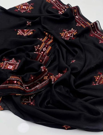 Swiss Lawn
Machine Balochi Embroidery Chadar