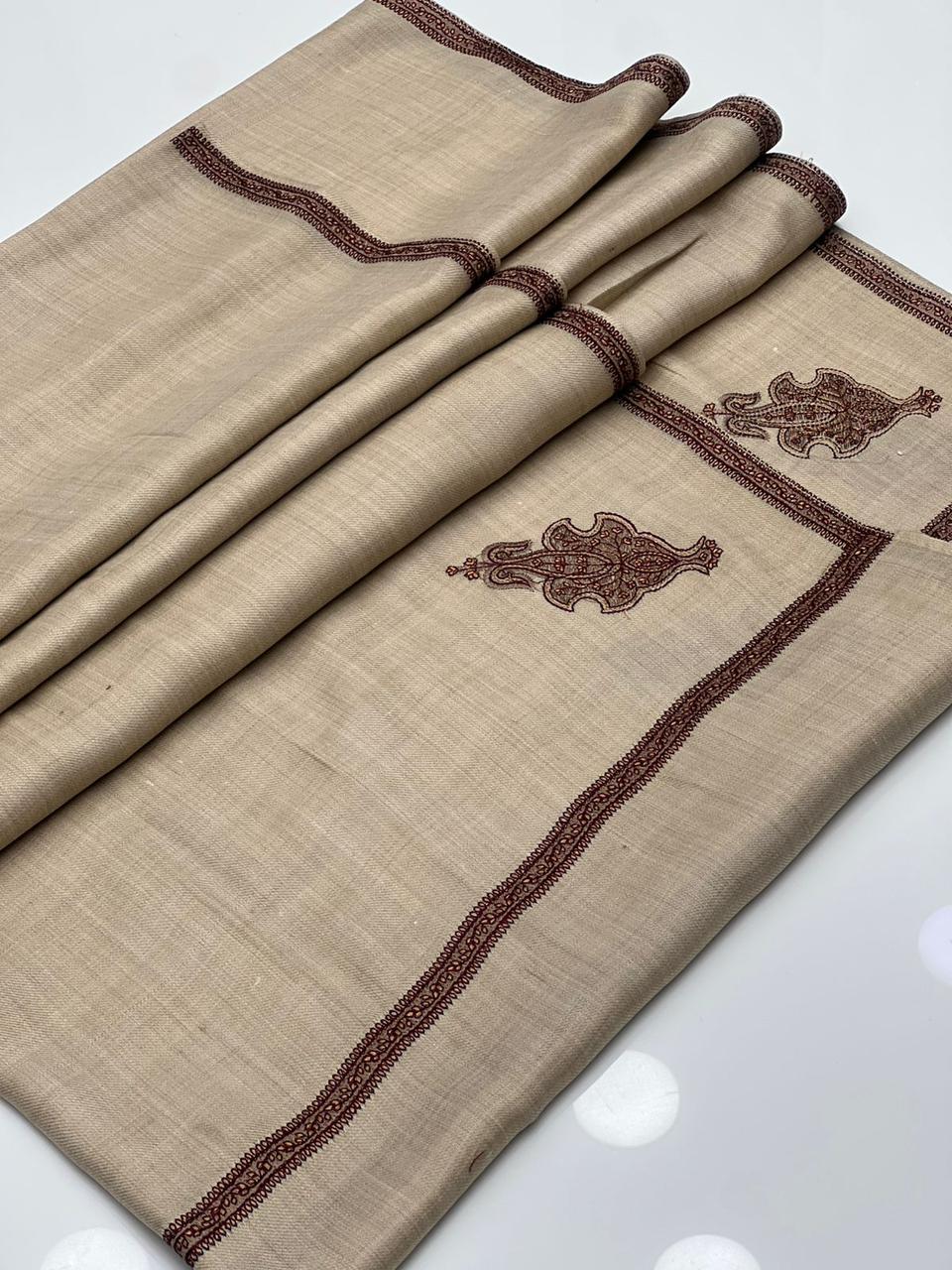 Pashmina
Machine Made Kashmiri Embroidery Shawl