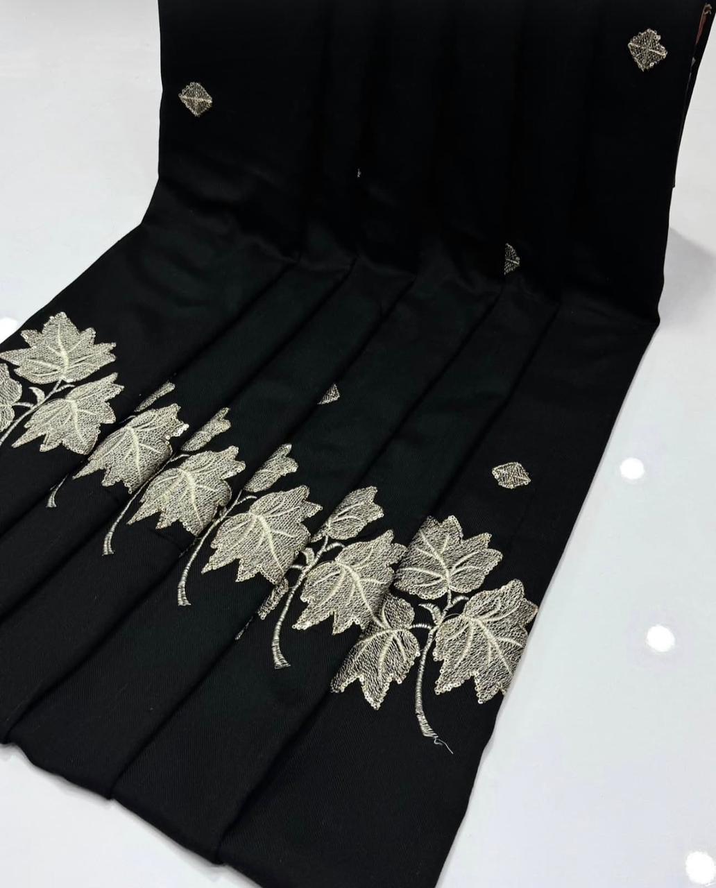 Pashmina Shawl
Machine Sequence Shawl