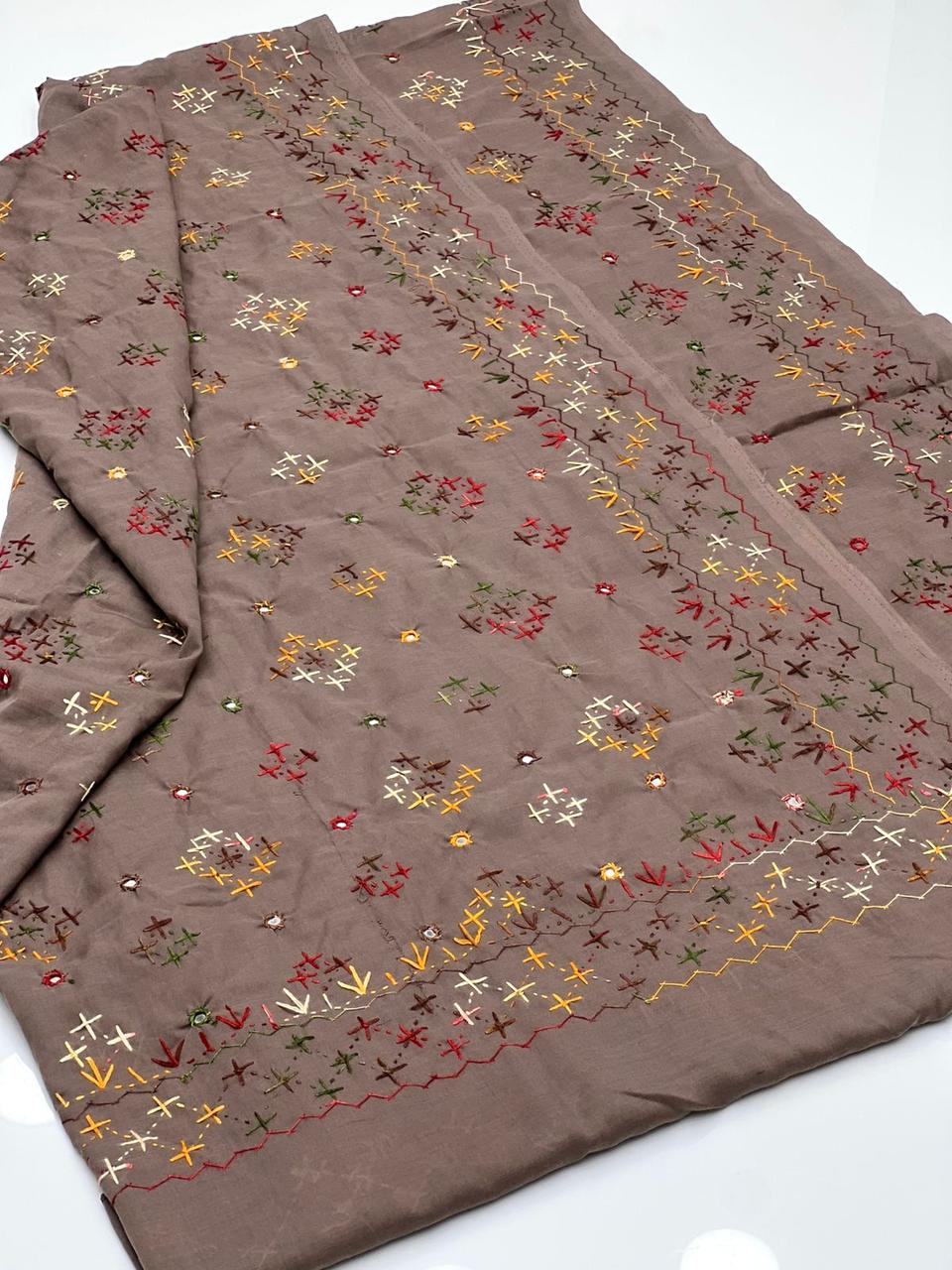 Swiss Lawn Fabric
Beautiful Hand Made Multani Embroidery Chadar