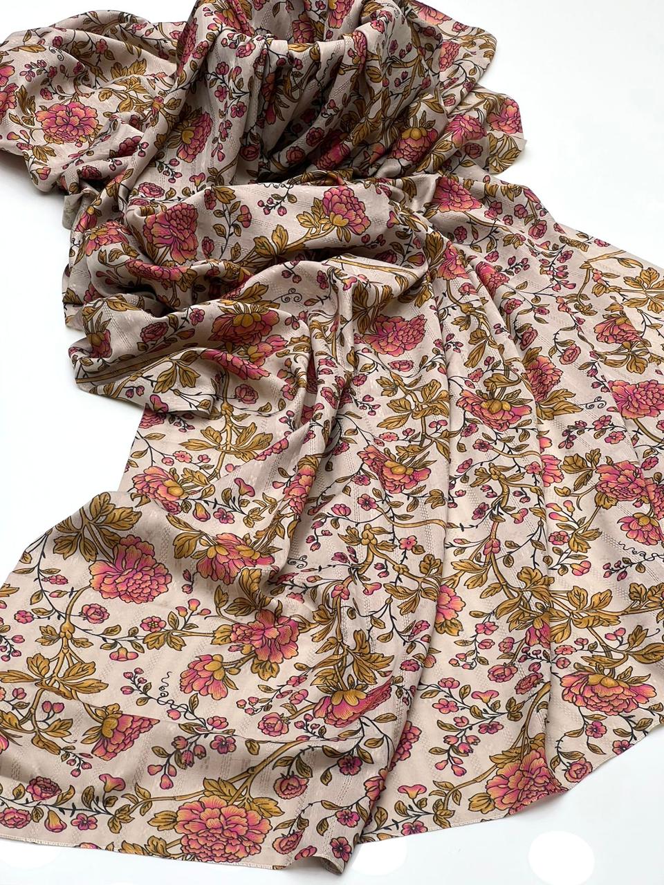 Swiss Lawn
Beautiful Simple Self Print Chadar