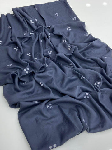 Pashmina Shawl
Hand Made Mirror Work Chadar