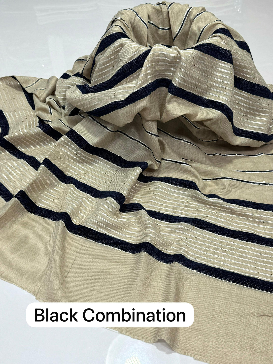Bnarsi Shawl With Velvet Or Sequence Work