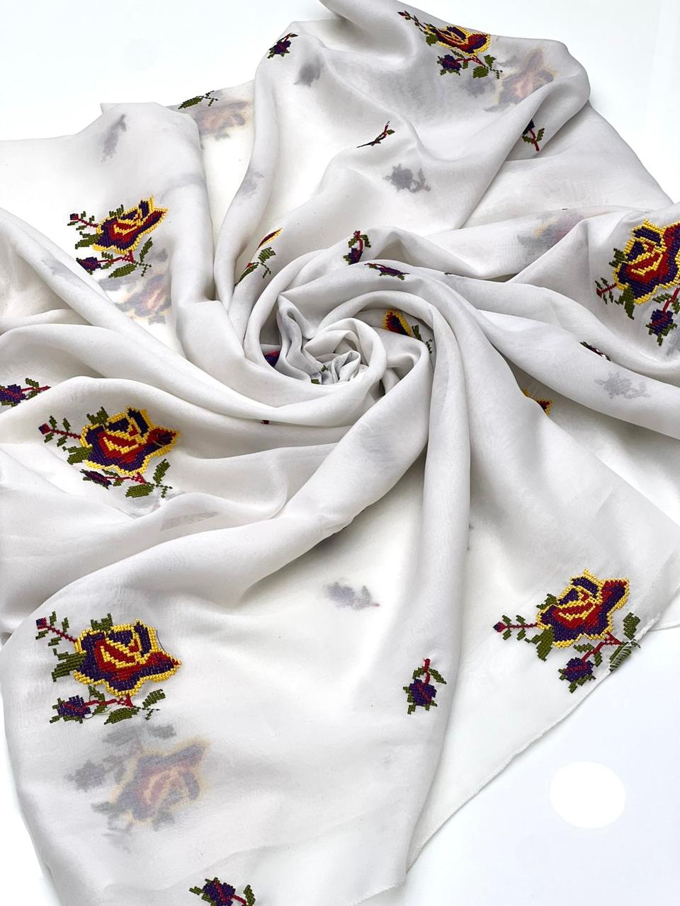 Swiss Lawn Fabric
Machine Cross Stitch Embroidery Chadar