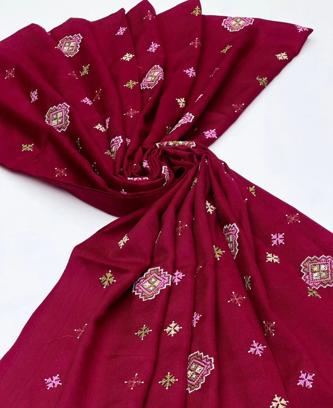 Pashmina Shawl
Elegant And Beautiful Cross Stich Embriodery