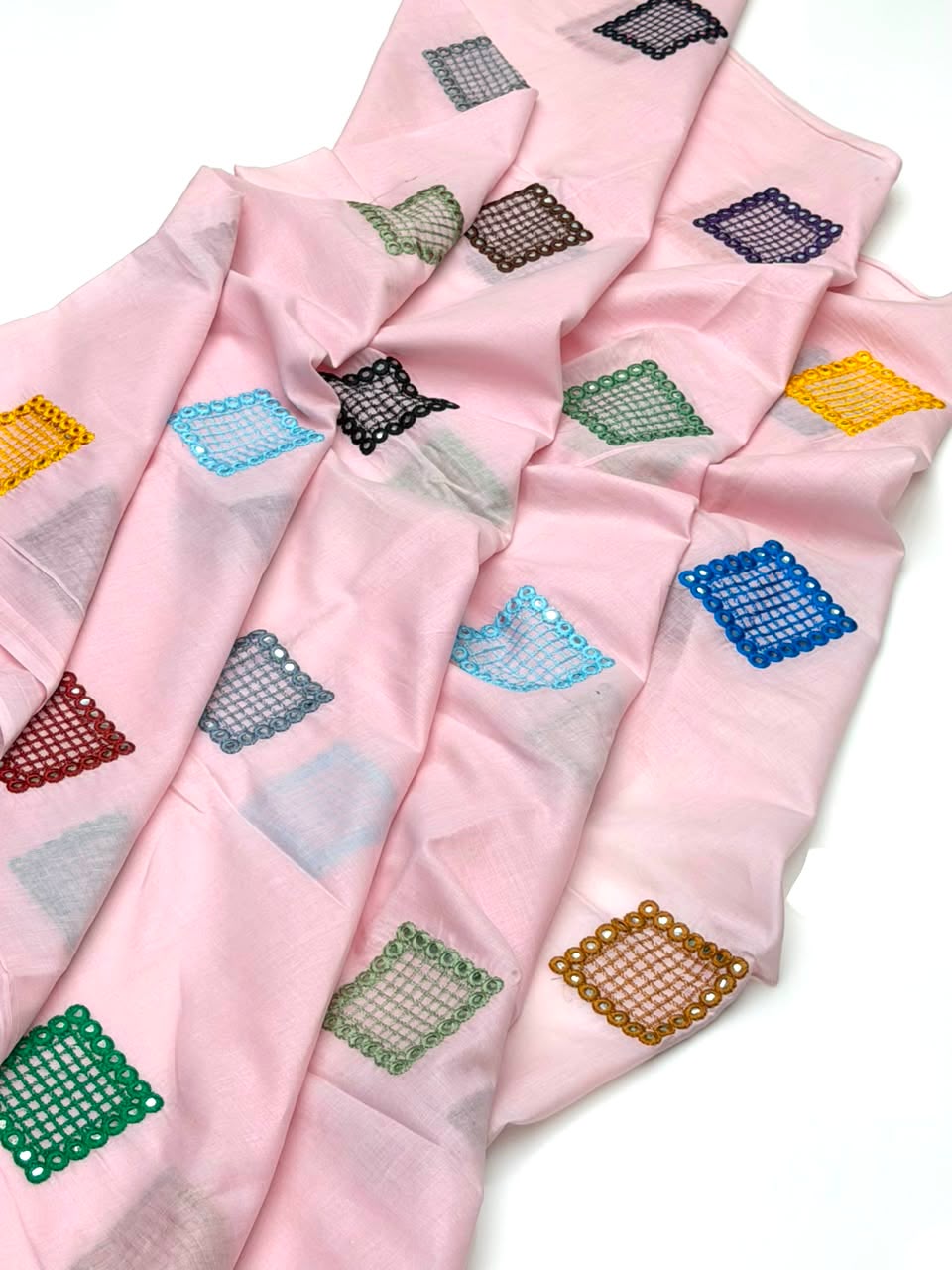 Pure Lawn
Machine Embroidery With Sequence Chadar